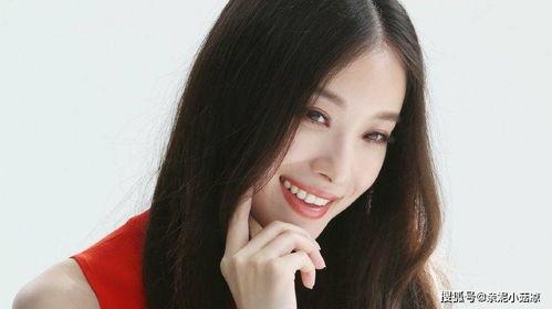 娱乐吃瓜女明星素颜小说,娱乐圈吃瓜女星的素颜真相